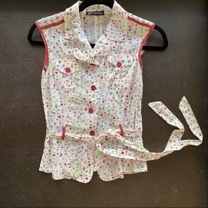 Tsega, size S/M, liberty, print, London, side knot top. NWOT